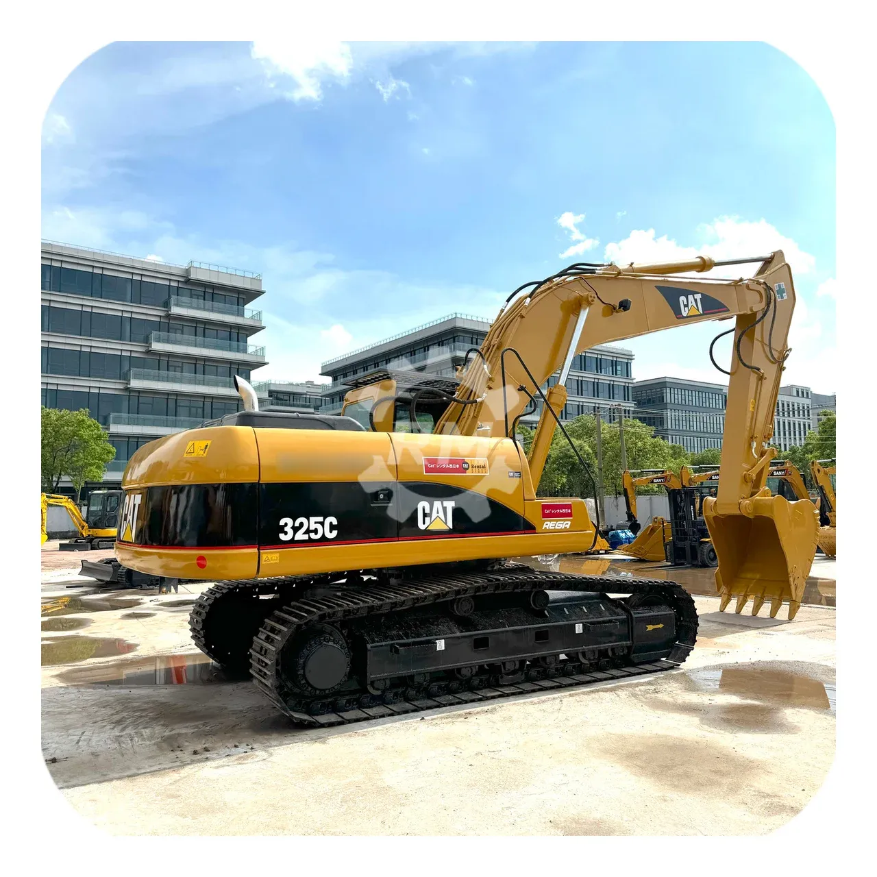 Caterpillar 325C Excavator