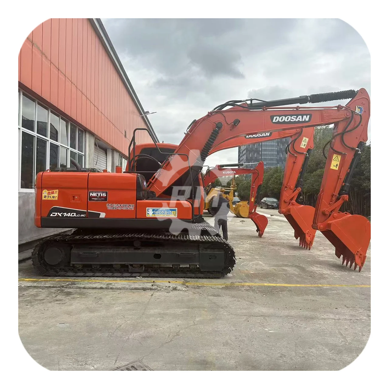 DOOSAN DX140LC-9C Excavator