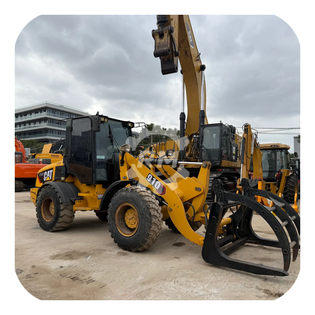 CAT 910M Wheel Loader
