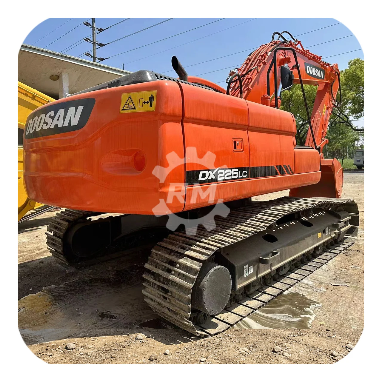 DOOSAN DX225LC Excavator